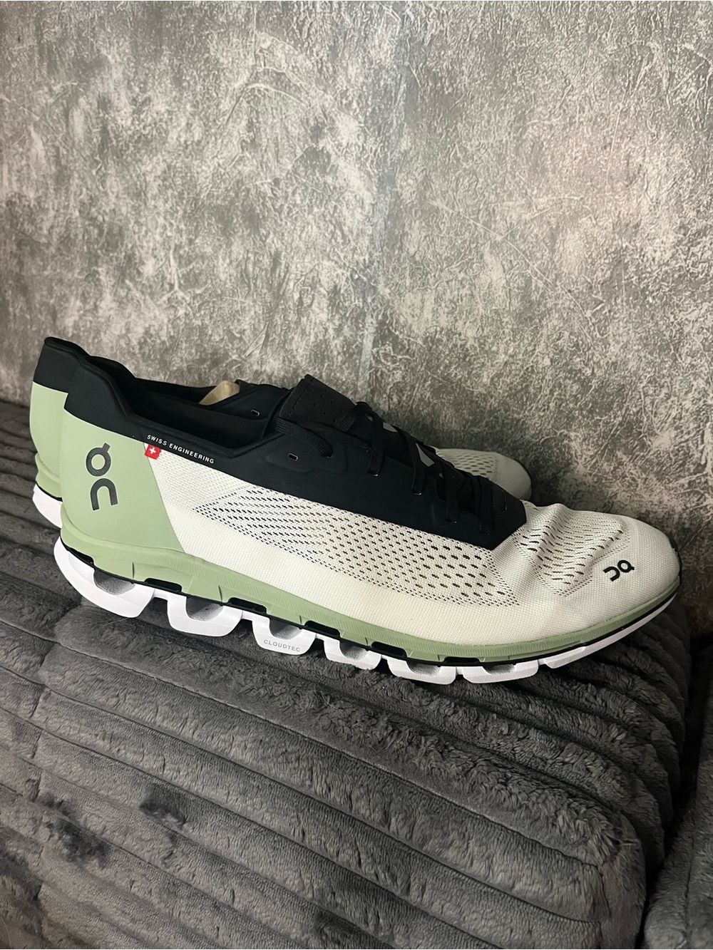 On Running Men's Cloudswift Green & Black Athletic Sneakers Mens 14 NEW*